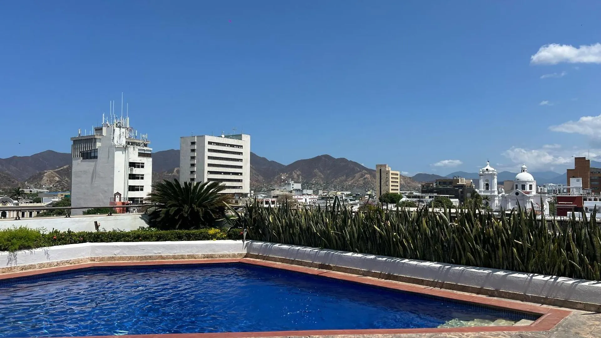 Apartamento Edificio Casa De Rio Santa Marta  Colombia
